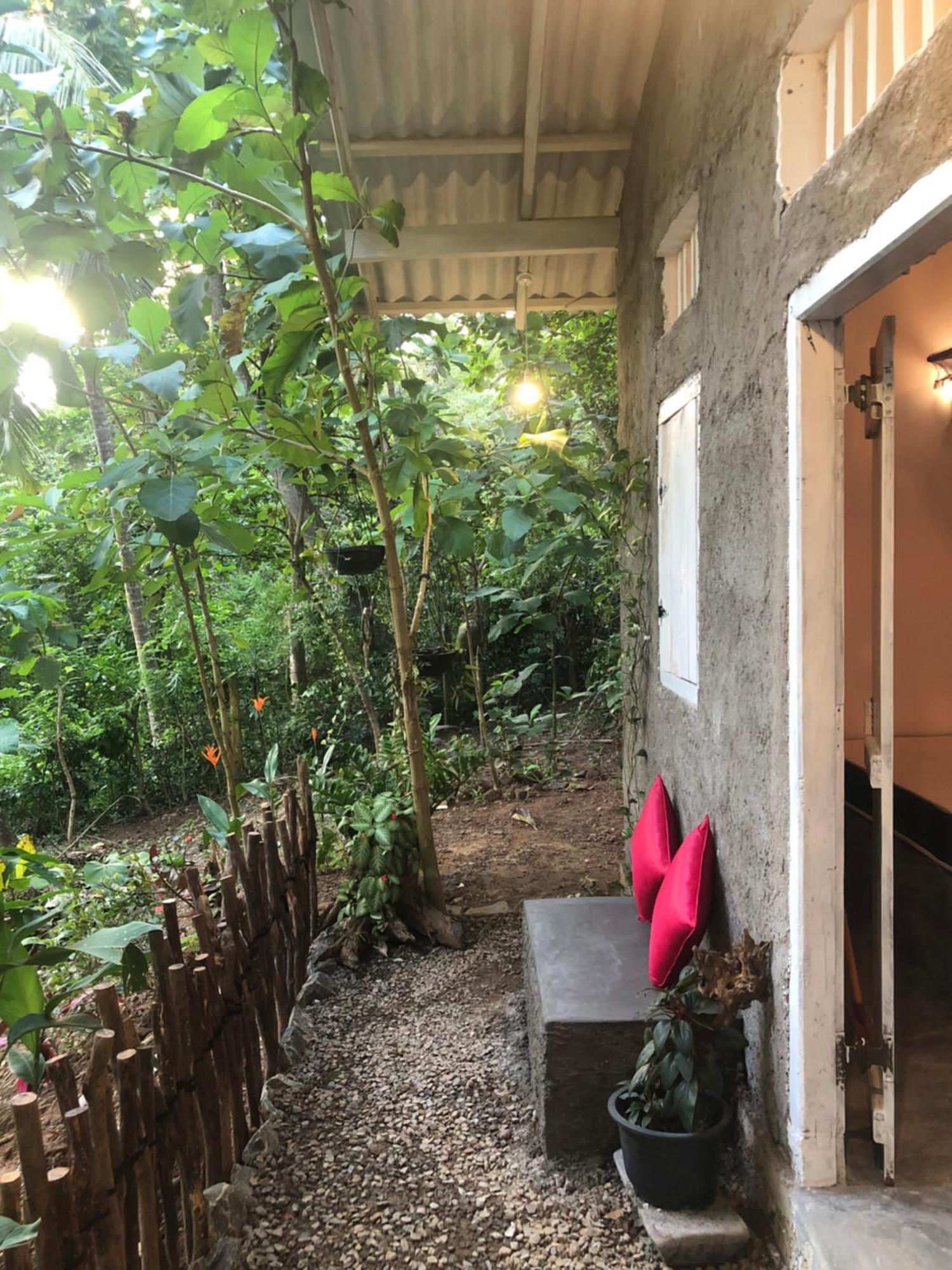 Linu Homestay Dickwella Exterior foto